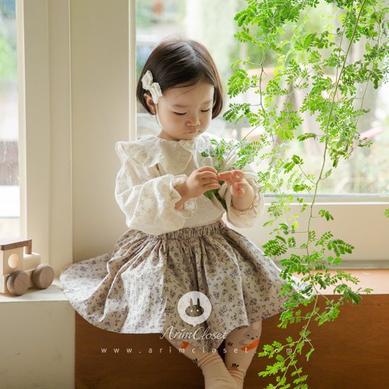 [12차제작] 어느 맑은 날 너가 좋아하는 민들레 꽃이랑 (긴팔) - brown ribbon natural color punching cotton baby blouse