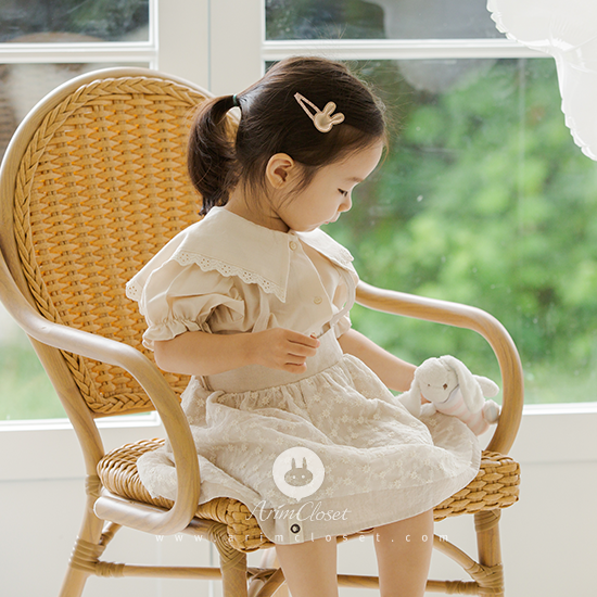 쪼꼬미에게 베이비파우더 향기가 솔솔~ - light beige cute lace cotton baby sailor blouse