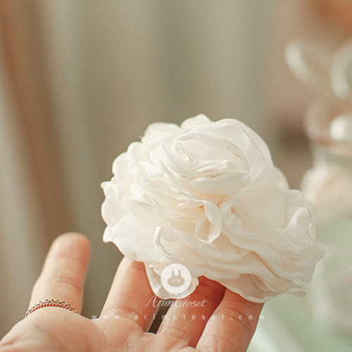 [6차제작] 하얀 꽃이 바람에 날릴 때 - white flower baby pin